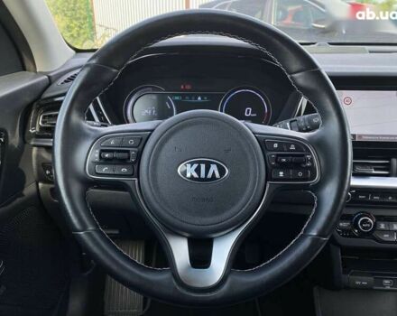 Киа Niro, объемом двигателя 0 л и пробегом 81 тыс. км за 21950 $, фото 25 на Automoto.ua