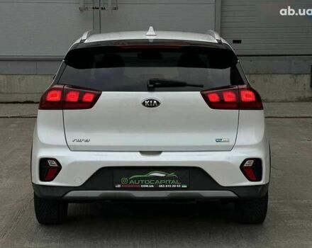 Киа Niro, объемом двигателя 0 л и пробегом 136 тыс. км за 18390 $, фото 8 на Automoto.ua