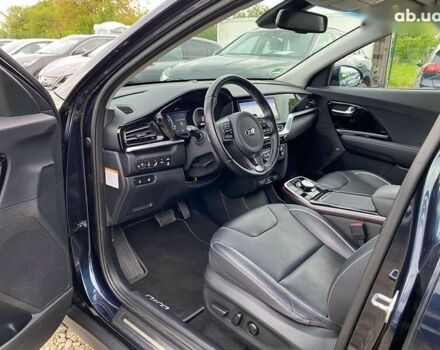 Киа Niro, объемом двигателя 0 л и пробегом 138 тыс. км за 21200 $, фото 1 на Automoto.ua