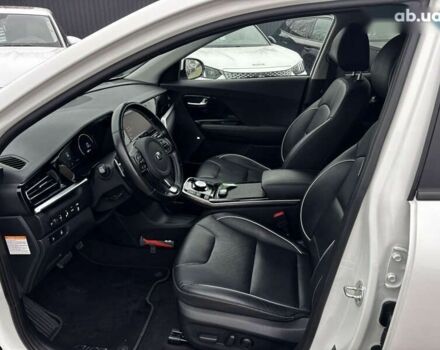 Киа Niro, объемом двигателя 0 л и пробегом 124 тыс. км за 20400 $, фото 16 на Automoto.ua