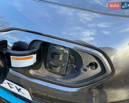 Кіа Niro, об'ємом двигуна 0 л та пробігом 141 тис. км за 18499 $, фото 19 на Automoto.ua