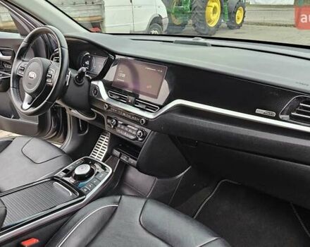 Кіа Niro, об'ємом двигуна 0 л та пробігом 133 тис. км за 19950 $, фото 24 на Automoto.ua