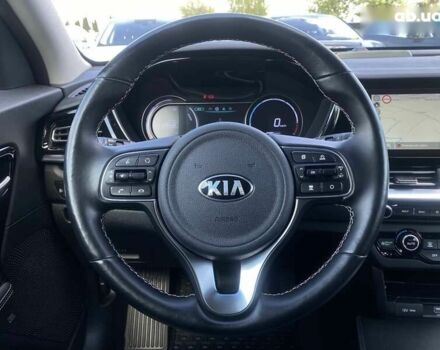 Кіа Niro, об'ємом двигуна 0 л та пробігом 131 тис. км за 21500 $, фото 27 на Automoto.ua