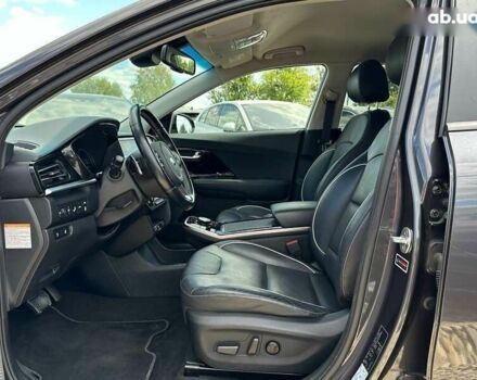 Киа Niro, объемом двигателя 0 л и пробегом 97 тыс. км за 22600 $, фото 19 на Automoto.ua