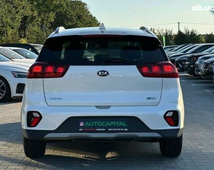Киа Niro, объемом двигателя 0 л и пробегом 136 тыс. км за 17990 $, фото 6 на Automoto.ua