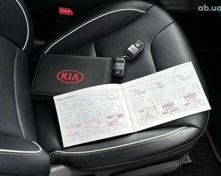 Киа Niro, объемом двигателя 0 л и пробегом 95 тыс. км за 20450 $, фото 24 на Automoto.ua