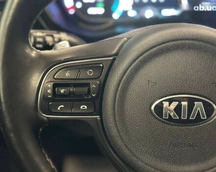 Киа Niro, объемом двигателя 0 л и пробегом 155 тыс. км за 19400 $, фото 22 на Automoto.ua