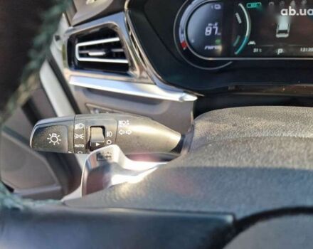 Кіа Niro, об'ємом двигуна 0 л та пробігом 130 тис. км за 18200 $, фото 23 на Automoto.ua