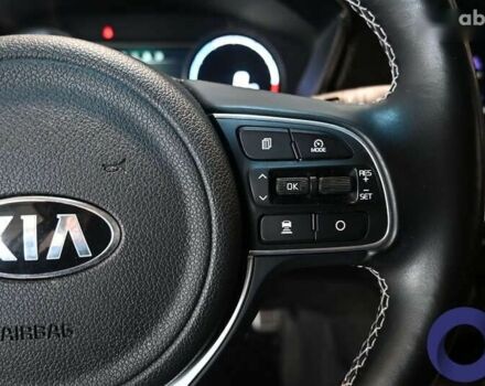 Киа Niro, объемом двигателя 0 л и пробегом 146 тыс. км за 20726 $, фото 12 на Automoto.ua