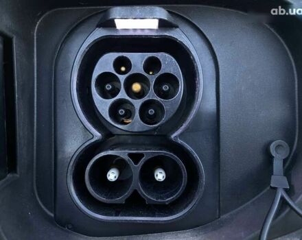 Кіа Niro, об'ємом двигуна 0 л та пробігом 107 тис. км за 21950 $, фото 21 на Automoto.ua