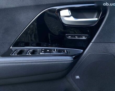 Кіа Niro, об'ємом двигуна 0 л та пробігом 135 тис. км за 19950 $, фото 7 на Automoto.ua