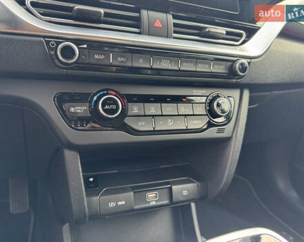 Кіа Niro, об'ємом двигуна 0 л та пробігом 164 тис. км за 18900 $, фото 62 на Automoto.ua