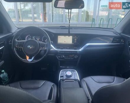 Кіа Niro, об'ємом двигуна 0 л та пробігом 93 тис. км за 18950 $, фото 28 на Automoto.ua