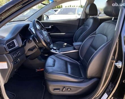 Кіа Niro, об'ємом двигуна 0 л та пробігом 121 тис. км за 18700 $, фото 19 на Automoto.ua