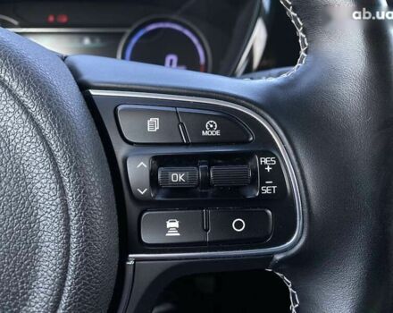 Кіа Niro, об'ємом двигуна 0 л та пробігом 128 тис. км за 19900 $, фото 5 на Automoto.ua