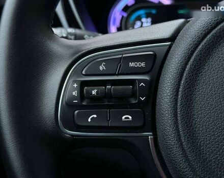 Киа Niro, объемом двигателя 0 л и пробегом 136 тыс. км за 18390 $, фото 21 на Automoto.ua