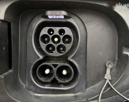 Киа Niro, объемом двигателя 0 л и пробегом 74 тыс. км за 20700 $, фото 25 на Automoto.ua