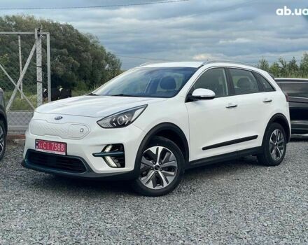 Киа Niro, объемом двигателя 0 л и пробегом 153 тыс. км за 17600 $, фото 2 на Automoto.ua