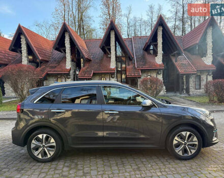 Кіа Niro, об'ємом двигуна 0 л та пробігом 141 тис. км за 18499 $, фото 3 на Automoto.ua