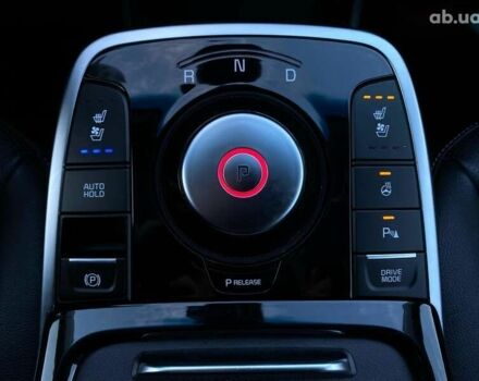 Киа Niro, объемом двигателя 0 л и пробегом 88 тыс. км за 21900 $, фото 9 на Automoto.ua