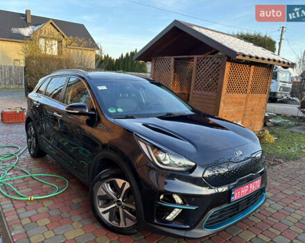 Кіа Niro, об'ємом двигуна 0 л та пробігом 117 тис. км за 19600 $, фото 1 на Automoto.ua