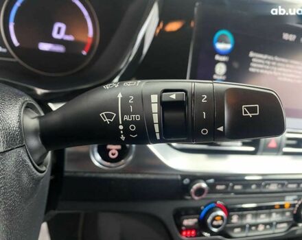 Киа Niro, объемом двигателя 0 л и пробегом 101 тыс. км за 20950 $, фото 16 на Automoto.ua
