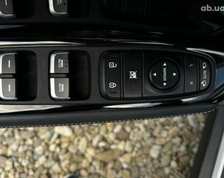 Кіа Niro, об'ємом двигуна 0 л та пробігом 62 тис. км за 23400 $, фото 4 на Automoto.ua