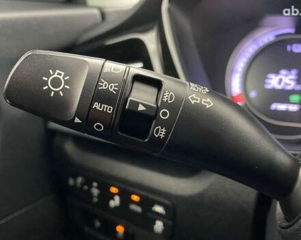 Киа Niro, объемом двигателя 0 л и пробегом 70 тыс. км за 22350 $, фото 20 на Automoto.ua