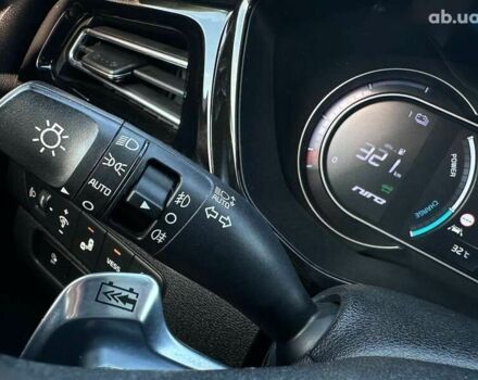 Киа Niro, объемом двигателя 0 л и пробегом 76 тыс. км за 22700 $, фото 28 на Automoto.ua
