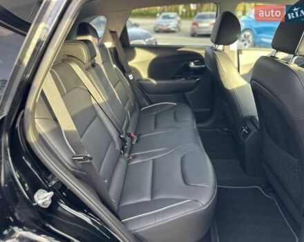 Киа Niro, объемом двигателя 0 л и пробегом 114 тыс. км за 21900 $, фото 12 на Automoto.ua