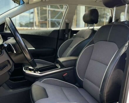 Киа Niro, объемом двигателя 0 л и пробегом 70 тыс. км за 21499 $, фото 12 на Automoto.ua