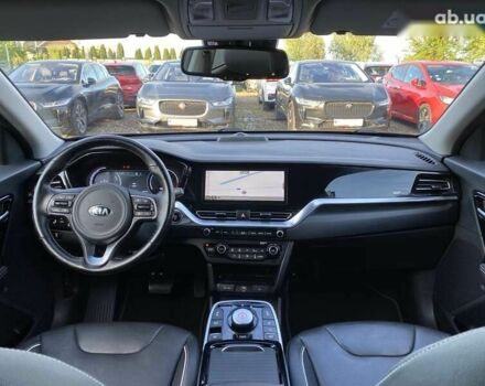 Киа Niro, объемом двигателя 0 л и пробегом 88 тыс. км за 21900 $, фото 2 на Automoto.ua