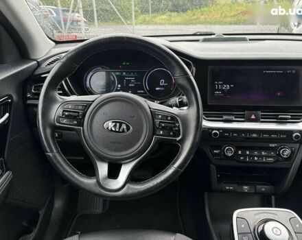 Кіа Niro, об'ємом двигуна 0 л та пробігом 119 тис. км за 19750 $, фото 26 на Automoto.ua