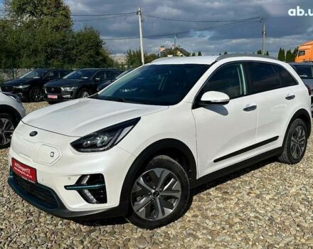 Кіа Niro, об'ємом двигуна 0 л та пробігом 62 тис. км за 23400 $, фото 14 на Automoto.ua