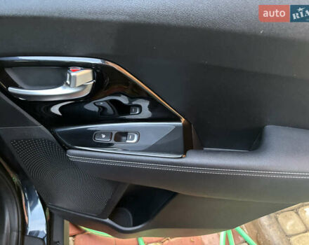 Кіа Niro, об'ємом двигуна 0 л та пробігом 117 тис. км за 19600 $, фото 28 на Automoto.ua