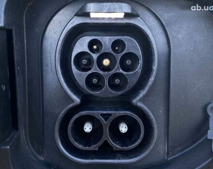 Кіа Niro, об'ємом двигуна 0 л та пробігом 135 тис. км за 19950 $, фото 13 на Automoto.ua