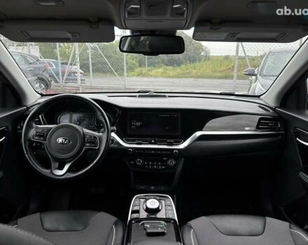 Кіа Niro, об'ємом двигуна 0 л та пробігом 119 тис. км за 19750 $, фото 27 на Automoto.ua