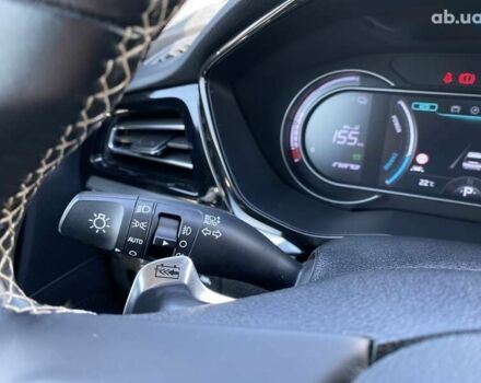 Кіа Niro, об'ємом двигуна 0 л та пробігом 48 тис. км за 23700 $, фото 28 на Automoto.ua