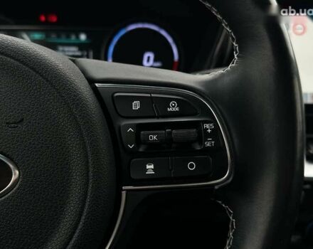 Киа Niro, объемом двигателя 0 л и пробегом 117 тыс. км за 19900 $, фото 9 на Automoto.ua