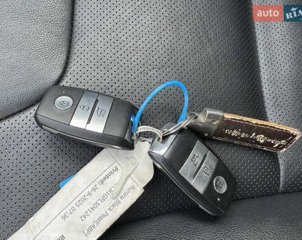 Кіа Niro, об'ємом двигуна 0 л та пробігом 164 тис. км за 18900 $, фото 67 на Automoto.ua