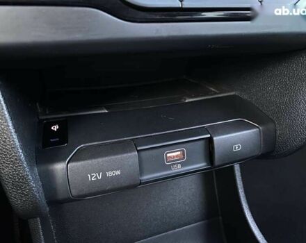 Киа Niro, объемом двигателя 0 л и пробегом 88 тыс. км за 21500 $, фото 6 на Automoto.ua