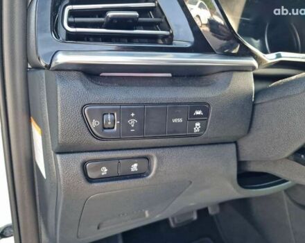 Кіа Niro, об'ємом двигуна 0 л та пробігом 130 тис. км за 18200 $, фото 19 на Automoto.ua