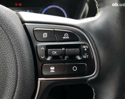 Киа Niro, объемом двигателя 0 л и пробегом 107 тыс. км за 21400 $, фото 8 на Automoto.ua