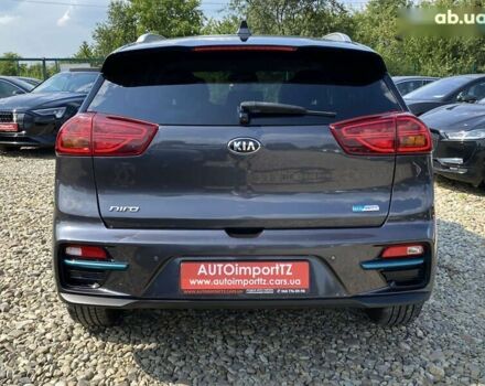 Кіа Niro, об'ємом двигуна 0 л та пробігом 116 тис. км за 20800 $, фото 23 на Automoto.ua