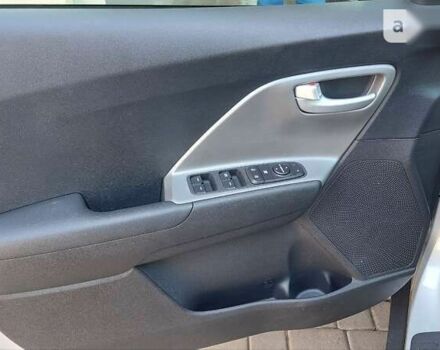 Кіа Niro, об'ємом двигуна 0 л та пробігом 4 тис. км за 18499 $, фото 12 на Automoto.ua