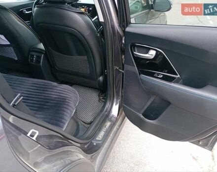 Кіа Niro, об'ємом двигуна 0 л та пробігом 96 тис. км за 19500 $, фото 15 на Automoto.ua
