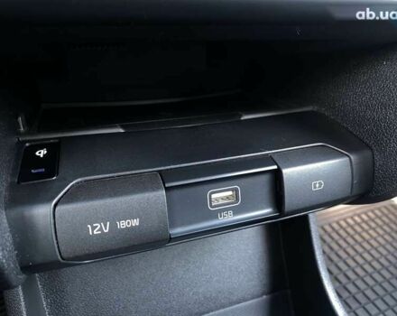 Кіа Niro, об'ємом двигуна 0 л та пробігом 69 тис. км за 22200 $, фото 9 на Automoto.ua