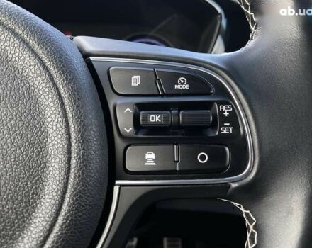 Кіа Niro, об'ємом двигуна 0 л та пробігом 69 тис. км за 22200 $, фото 6 на Automoto.ua