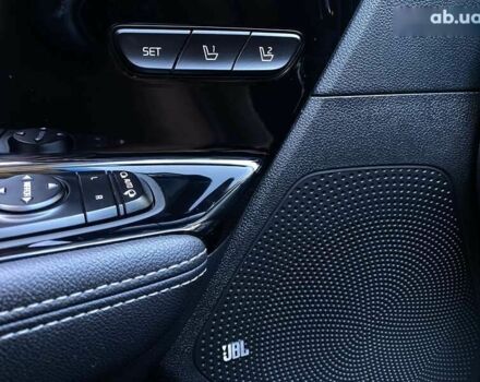 Кіа Niro, об'ємом двигуна 0 л та пробігом 121 тис. км за 18700 $, фото 3 на Automoto.ua