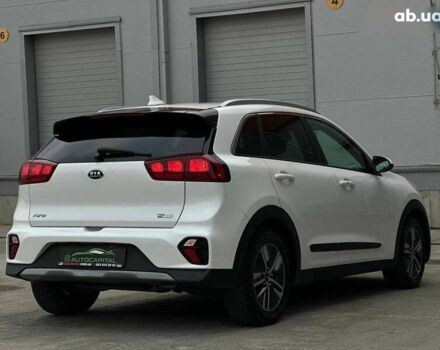 Киа Niro, объемом двигателя 0 л и пробегом 136 тыс. км за 18400 $, фото 7 на Automoto.ua